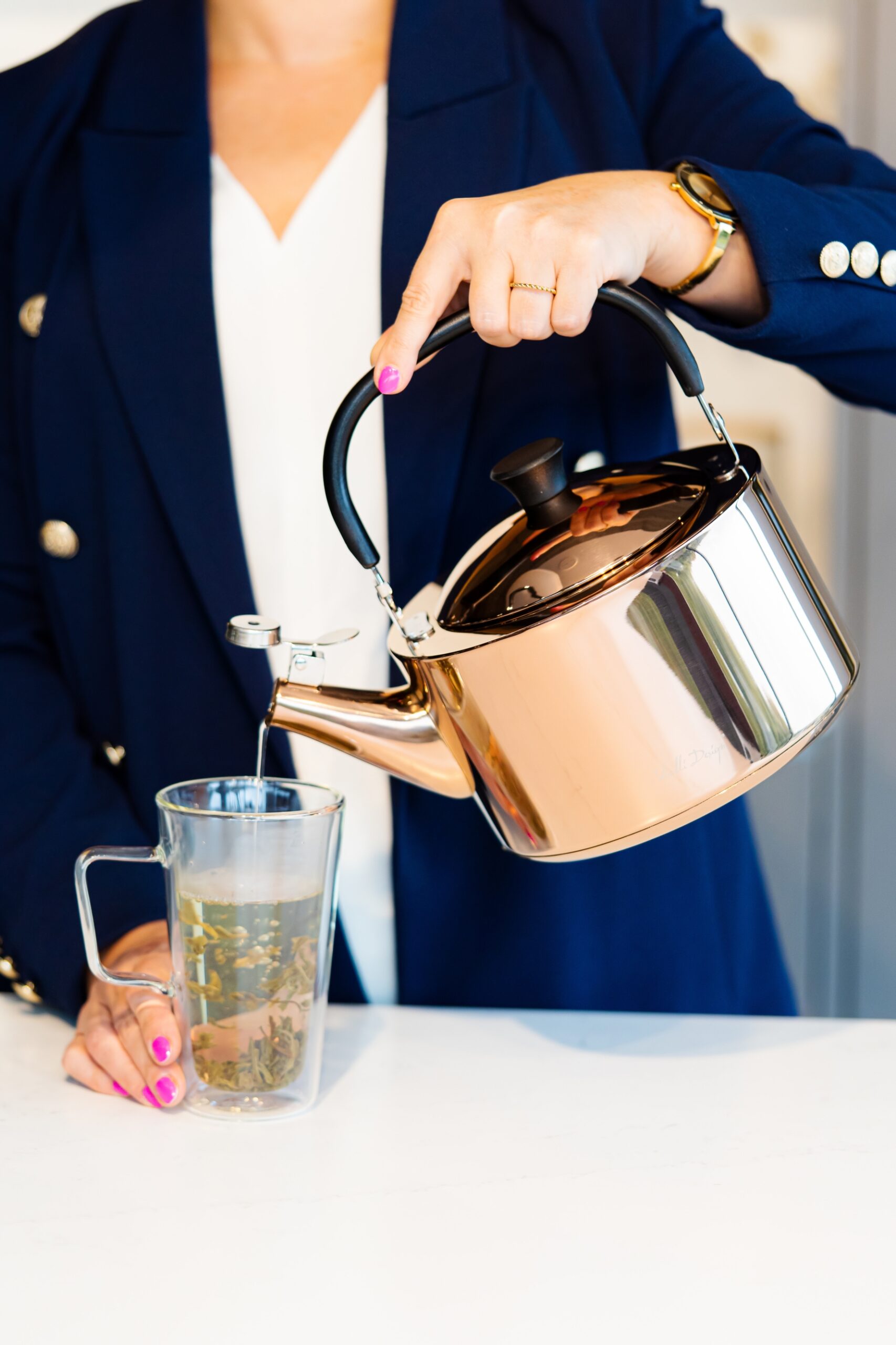 1,5l Diamante veekeetja vilega, roosakuldne, poleeritud - Image 6