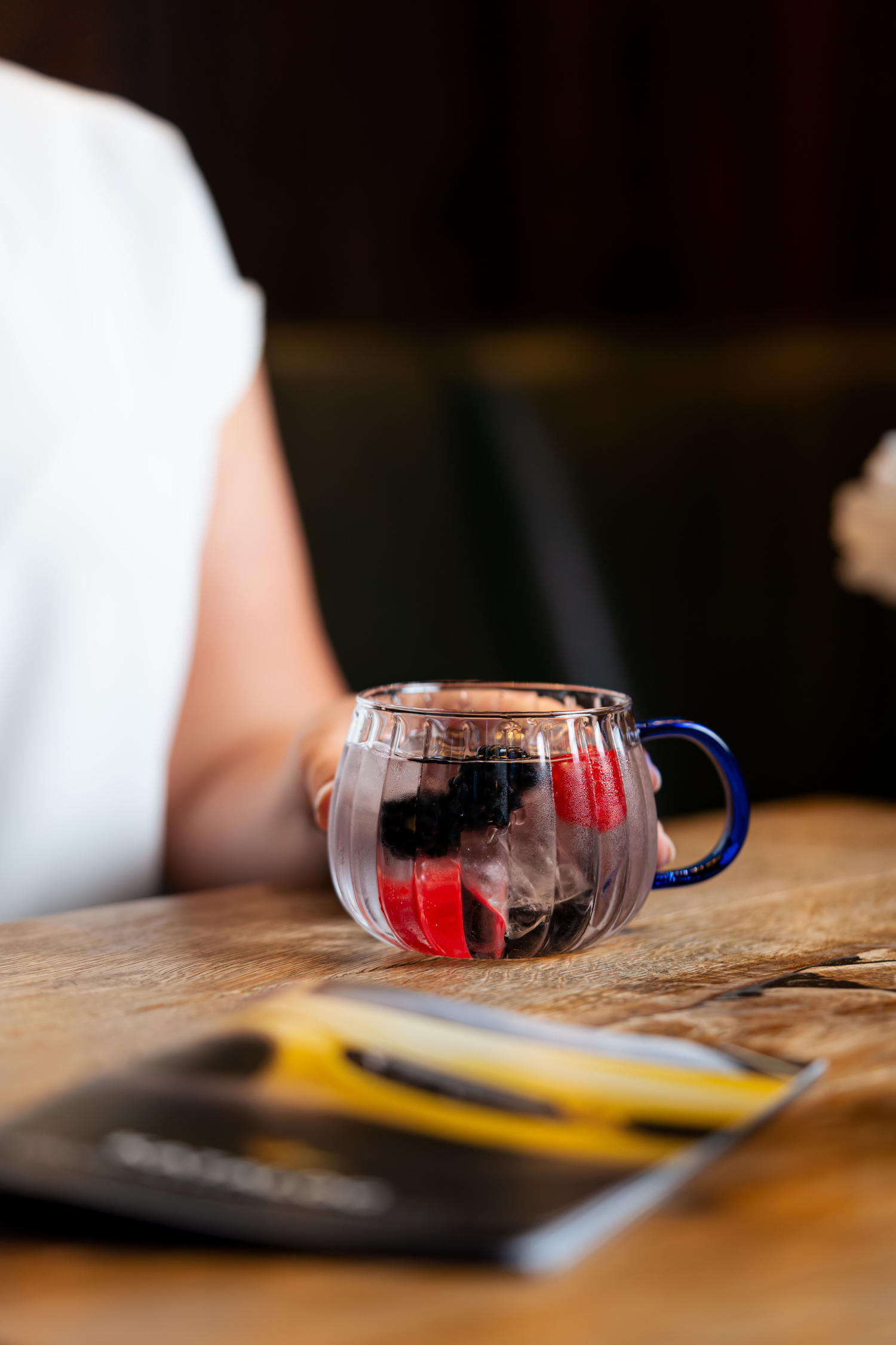 2 klaasi komplekt sinise sangaga 350 ml Tulip - Image 7