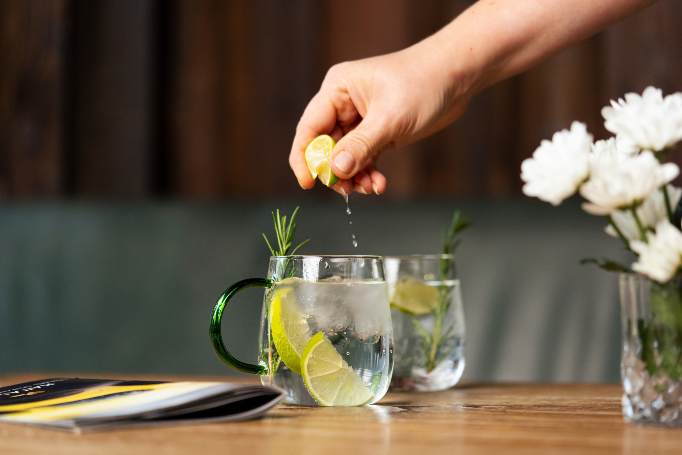 Klaasi komplekt rohelise sangaga 400 ml Bolla - Image 4