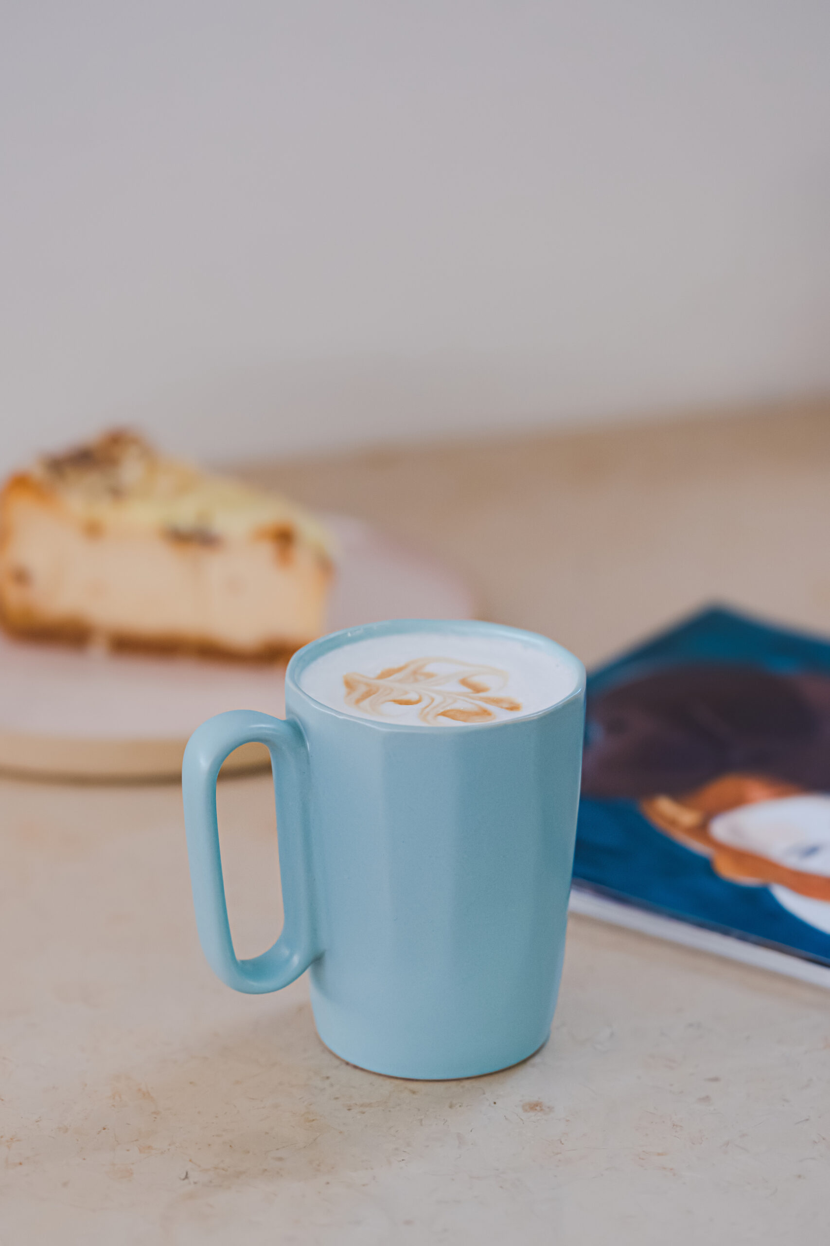 Kaks keraamilist kruusi sangaga 250 ml Fuori mint - Image 3