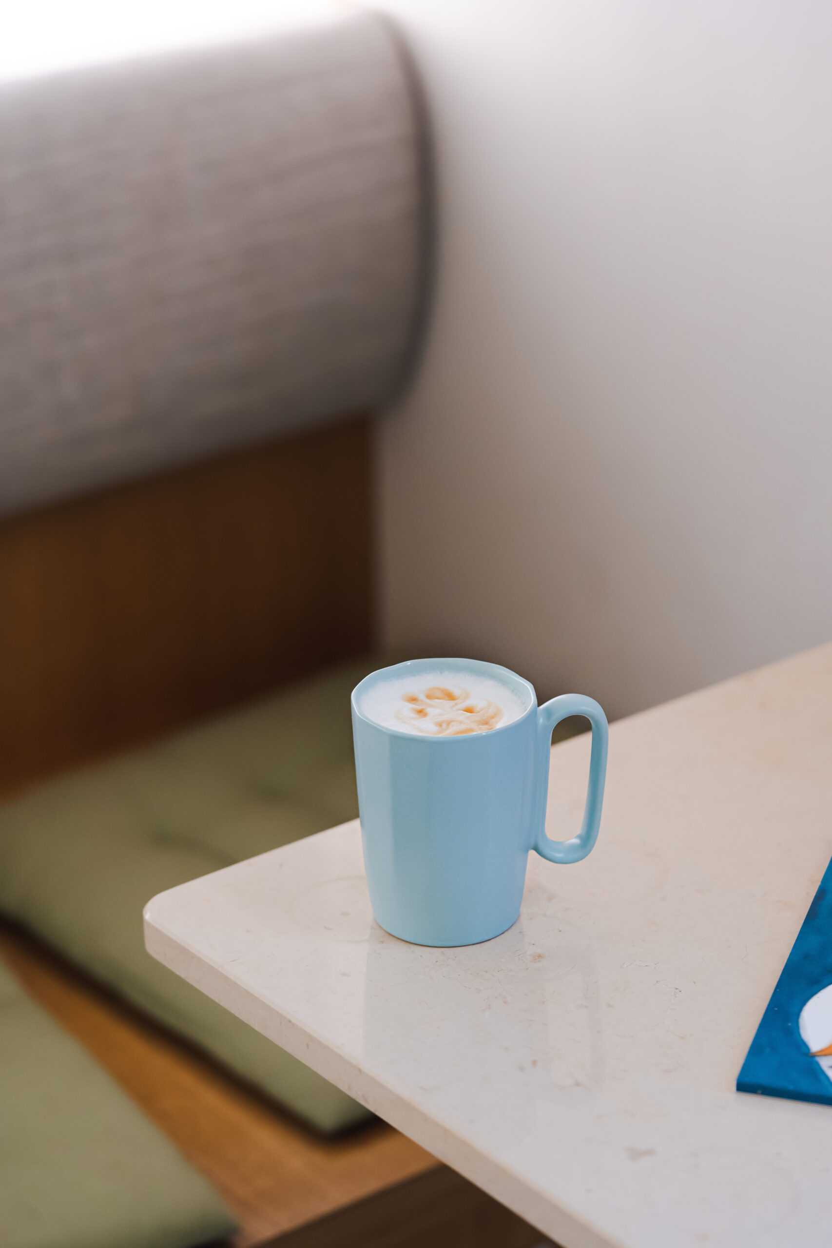 Kaks keraamilist kruusi sangaga 250 ml Fuori mint - Image 6