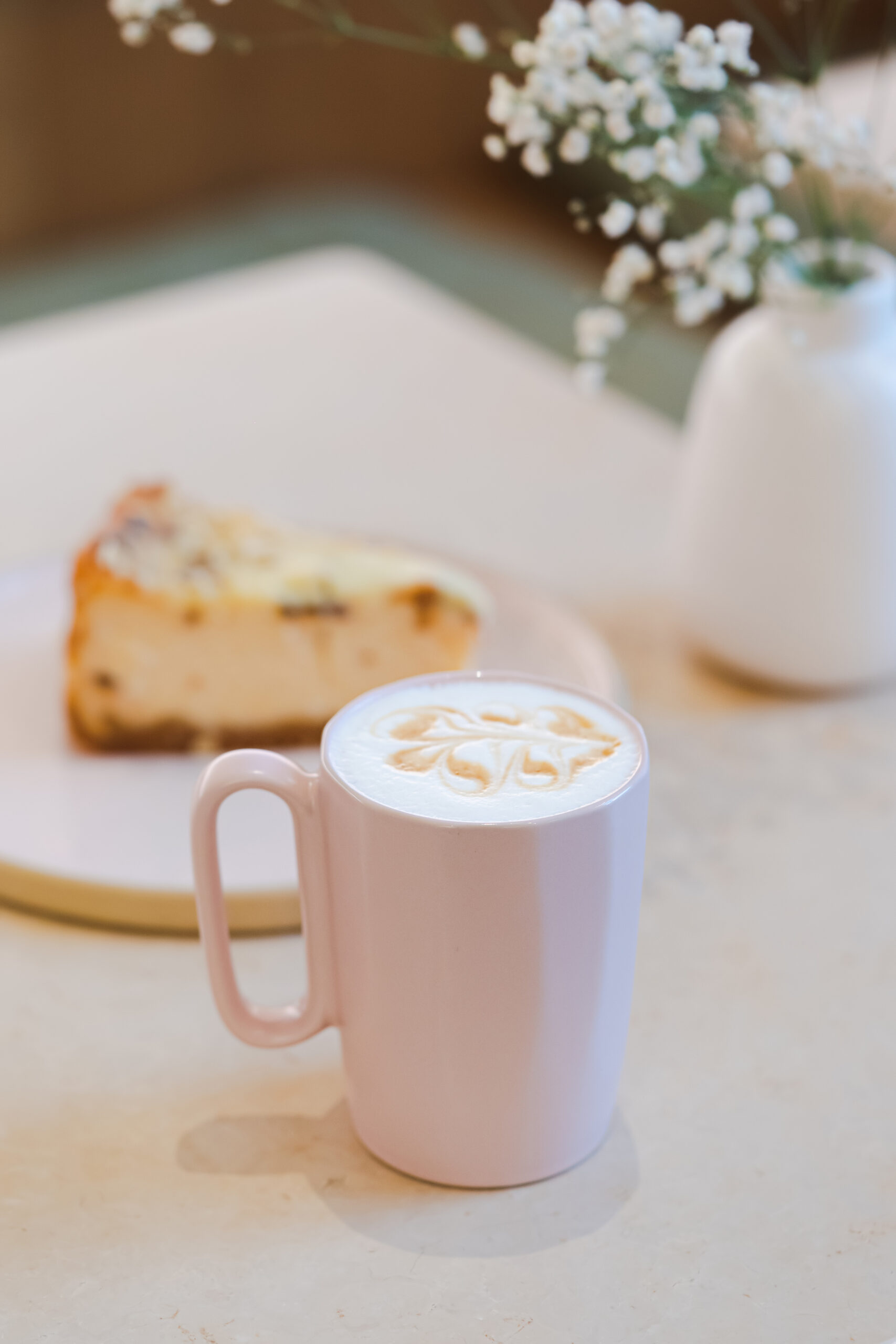 Kaks keraamilist kruusi sangadega 250 ml Fuori roosa - Image 3