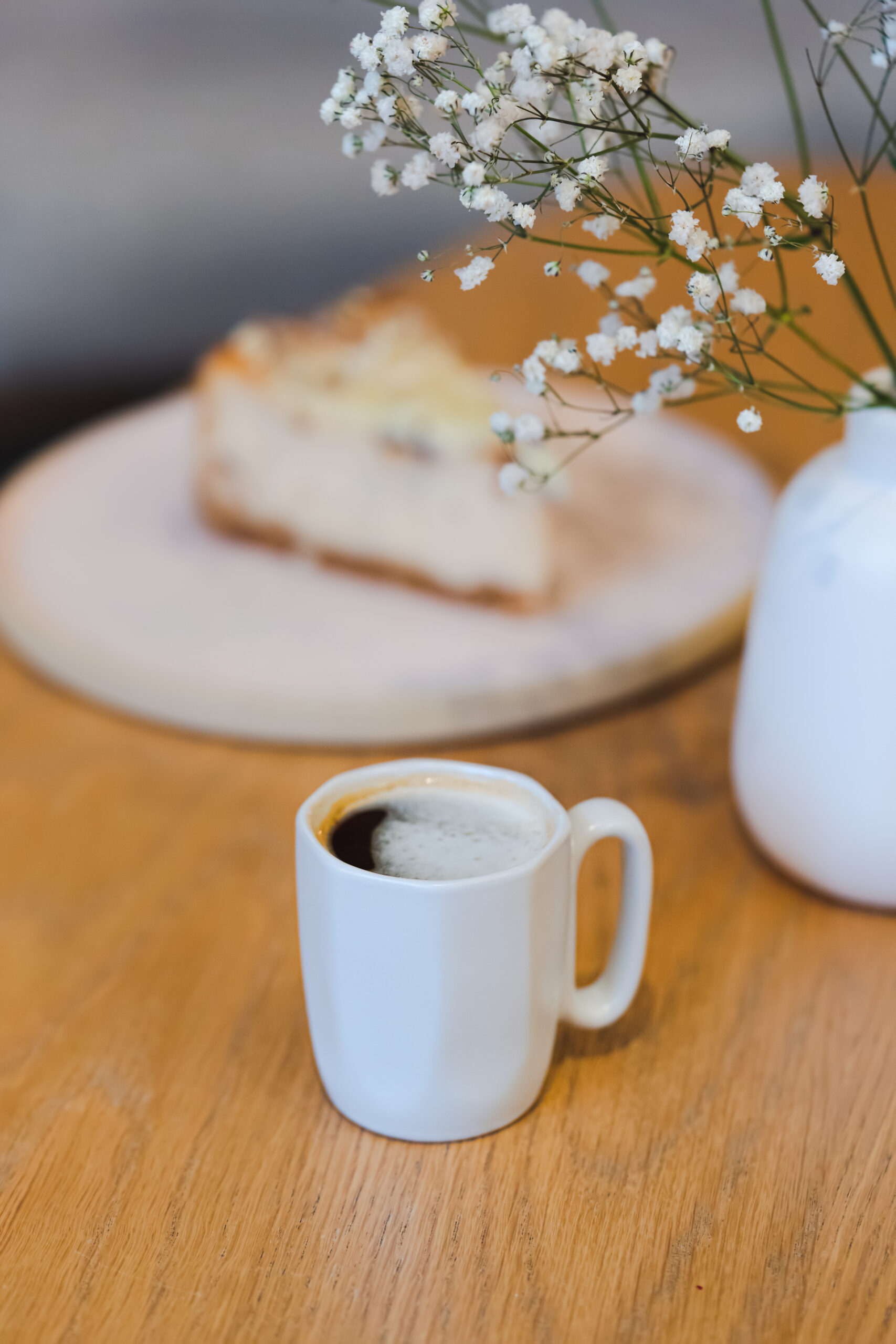 Kaks keraamilist kruusi sangaga 80 ml Fuori valge - Image 5