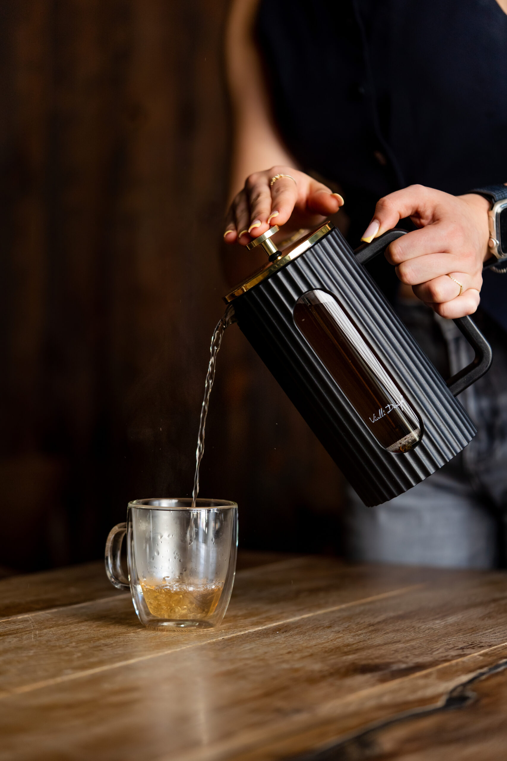 Kohvi- ja teekann 1000ml must/kuldne Livio - Image 6